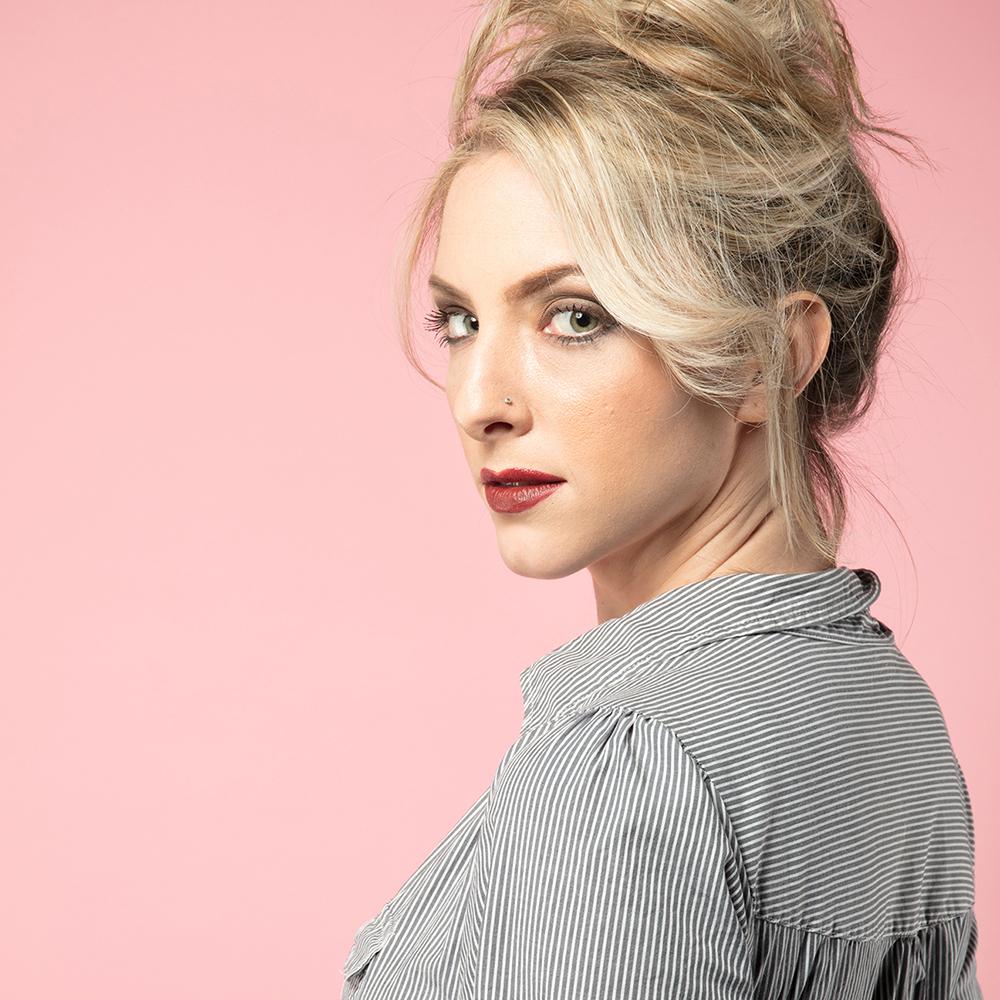 Savage Seamless Paper 9'- Coral #03