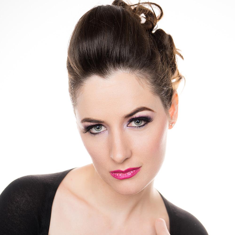 Savage Seamless Translum 4.5'- Heavyweight - Strobepro Studio Lighting