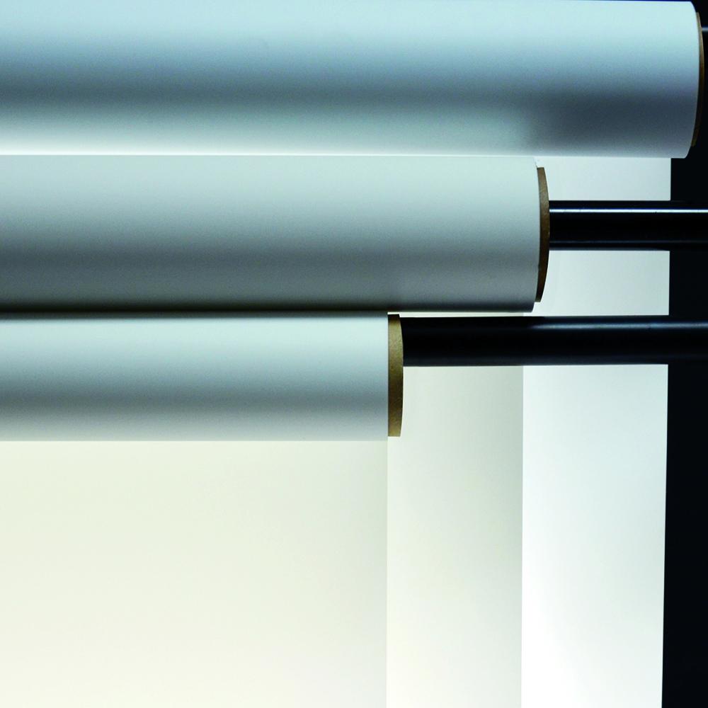 Savage Seamless Translum 4.5'- Heavyweight - Strobepro Studio Lighting